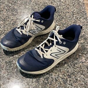 New Balance Men's Blue and White Athletic Shoes